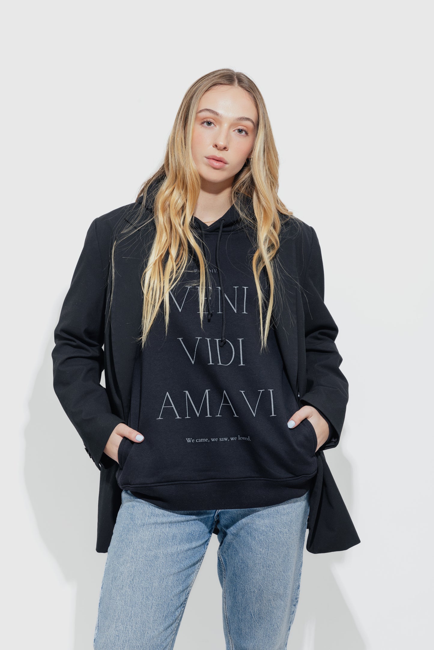 Amavi - Hoodie